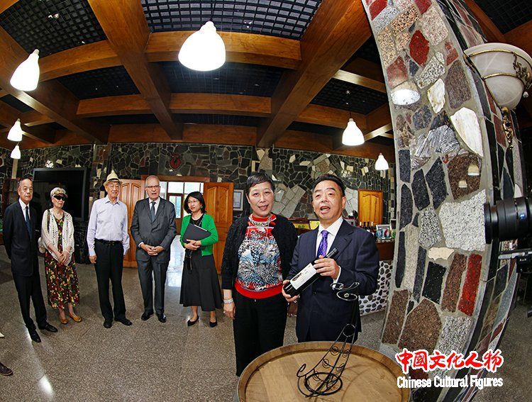 ����ǰ�v�A��ʹ�ɽ���Ї�ǰ�v������ʹ�w�M܊һ���ڲ��������f�c�Ї�ˇ�g�����Y���뽻��